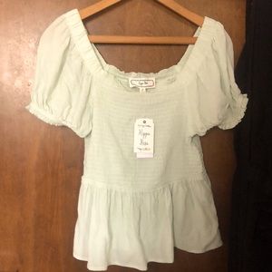 Woman’s shirt-small